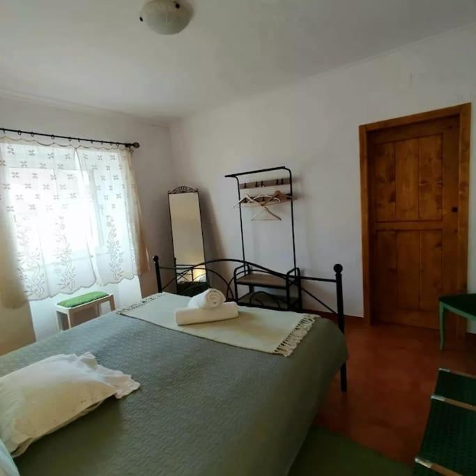 Casa Da Enxota Holiday home Povoa de Sao Miguel